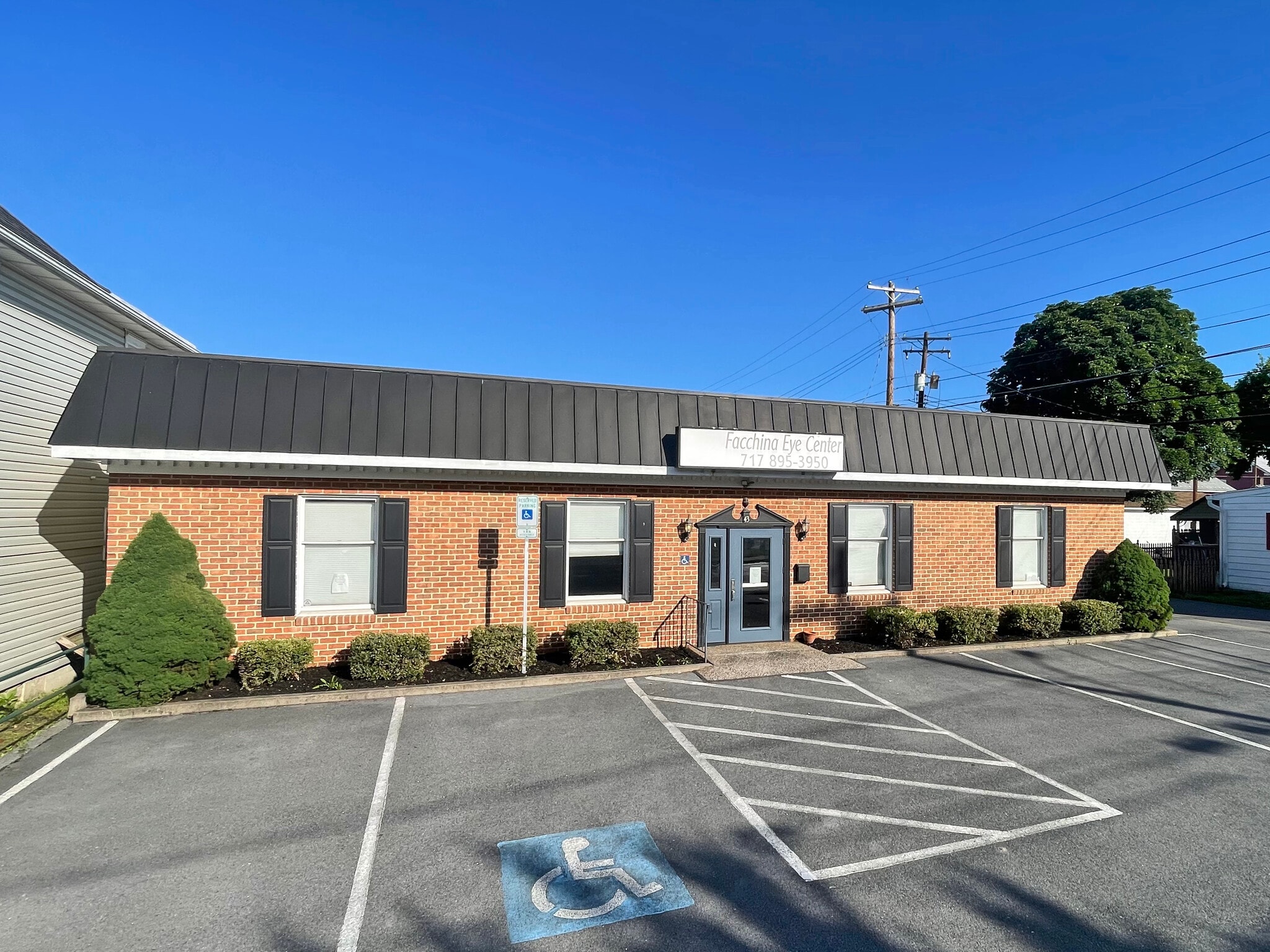43 S Washington St, Greencastle, PA for Sale