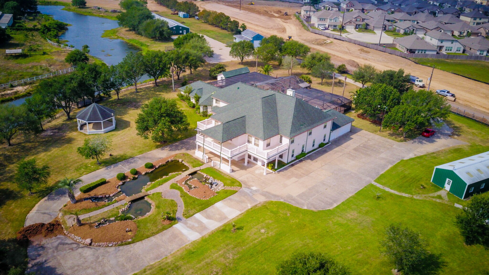 10111 W Hidden Lake Ln, Richmond, TX for Sale