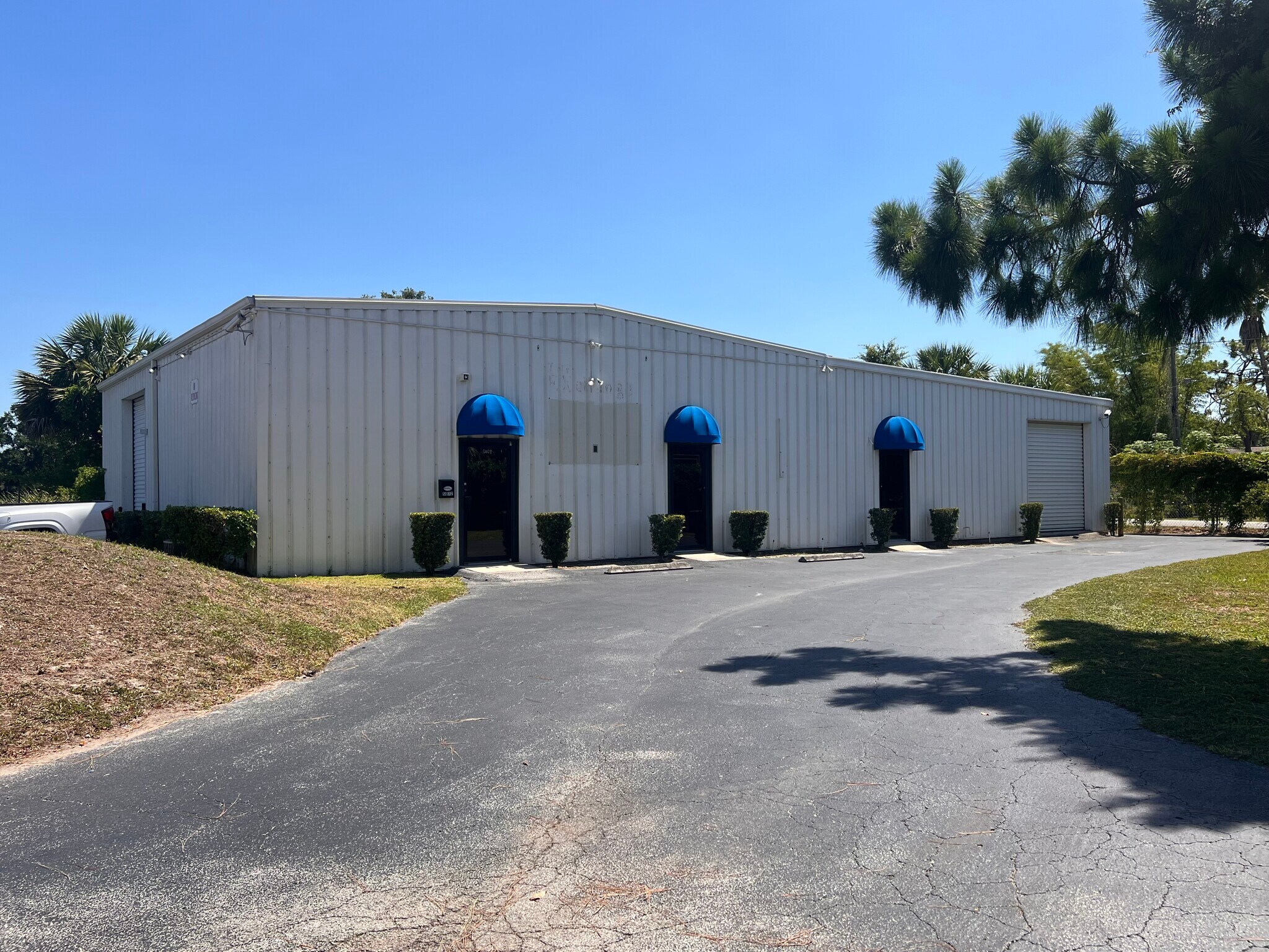 5072 Edgewater Dr, Orlando, FL for Rent
