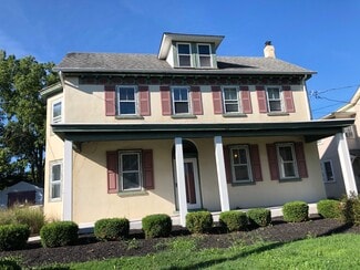 324 W Main St  