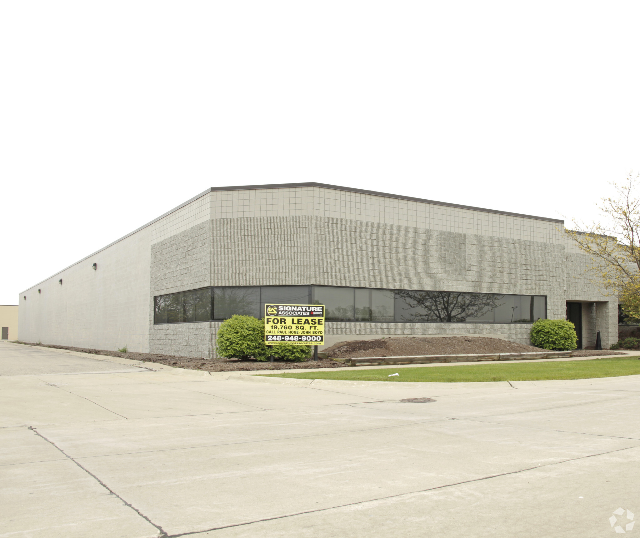 2360 Bellingham Dr, Troy, MI for Rent