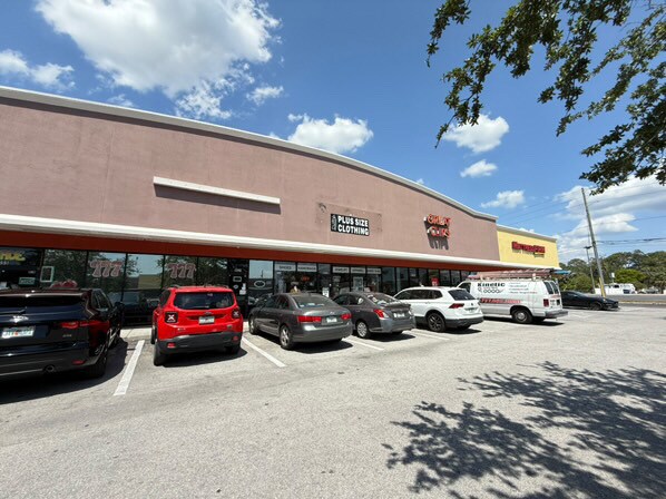 8619-8637 Us Hwy 19 N, Port Richey, FL for Rent