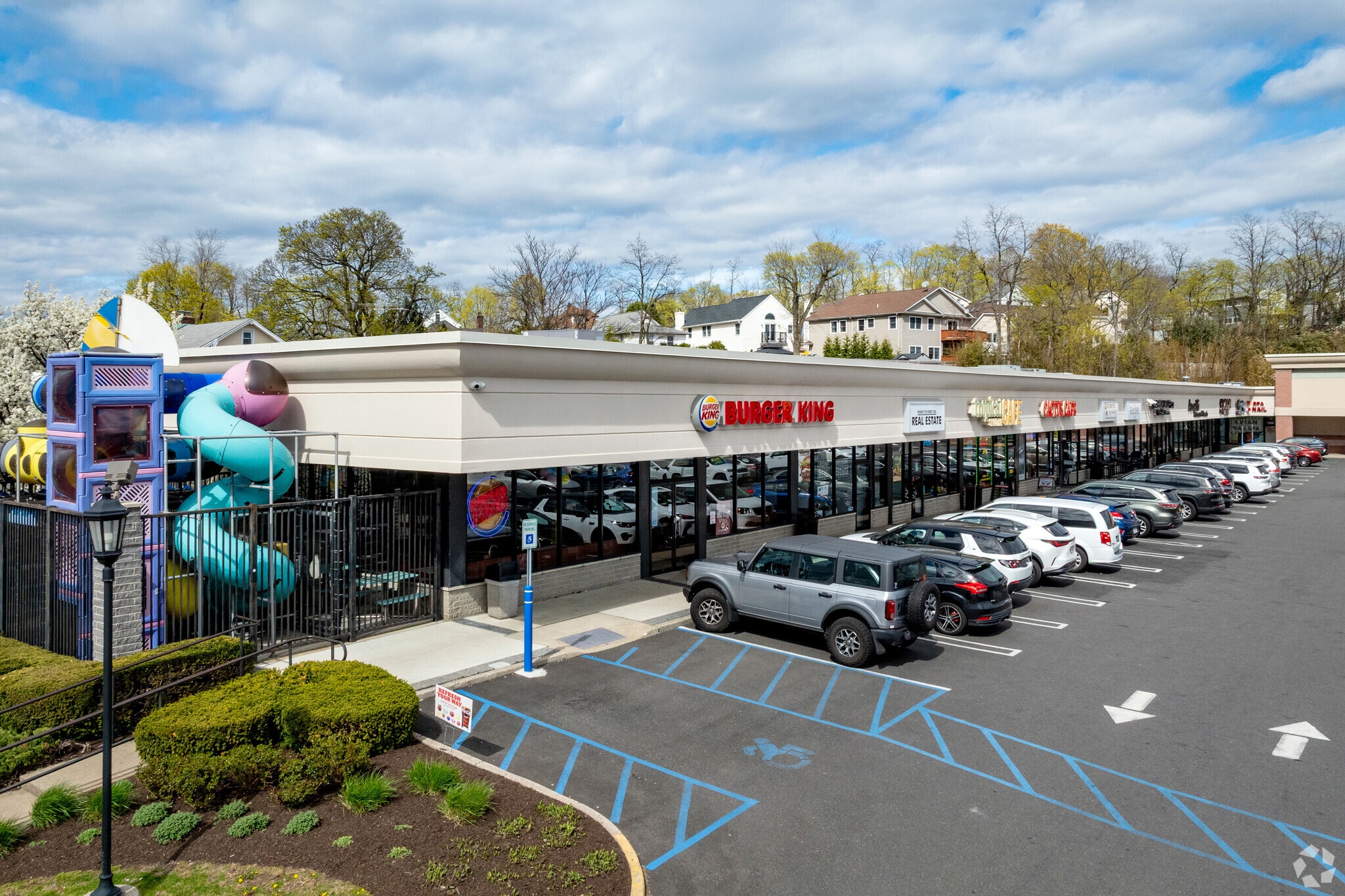 75 Old Shore Rd, Port Washington, NY for Rent