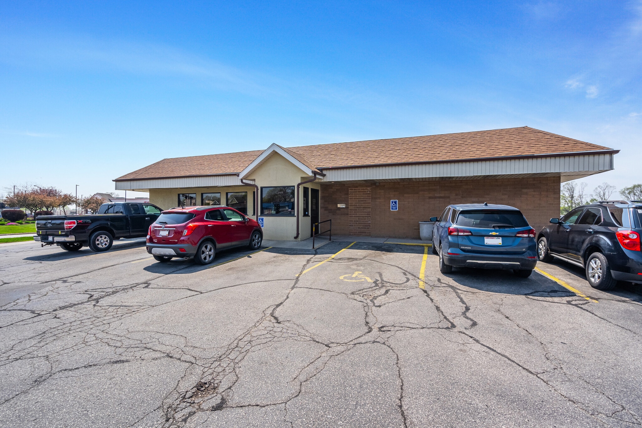 2604 Custer St, Manitowoc, WI for Sale