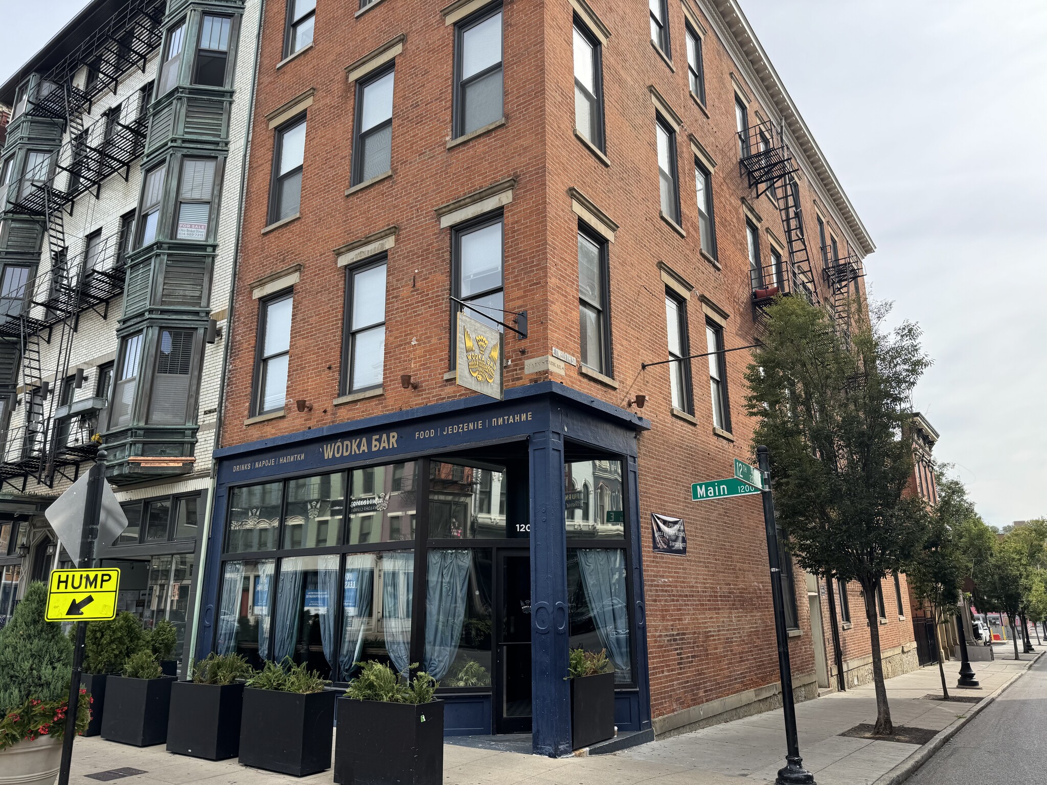 1200 Main St, Cincinnati, OH for Rent