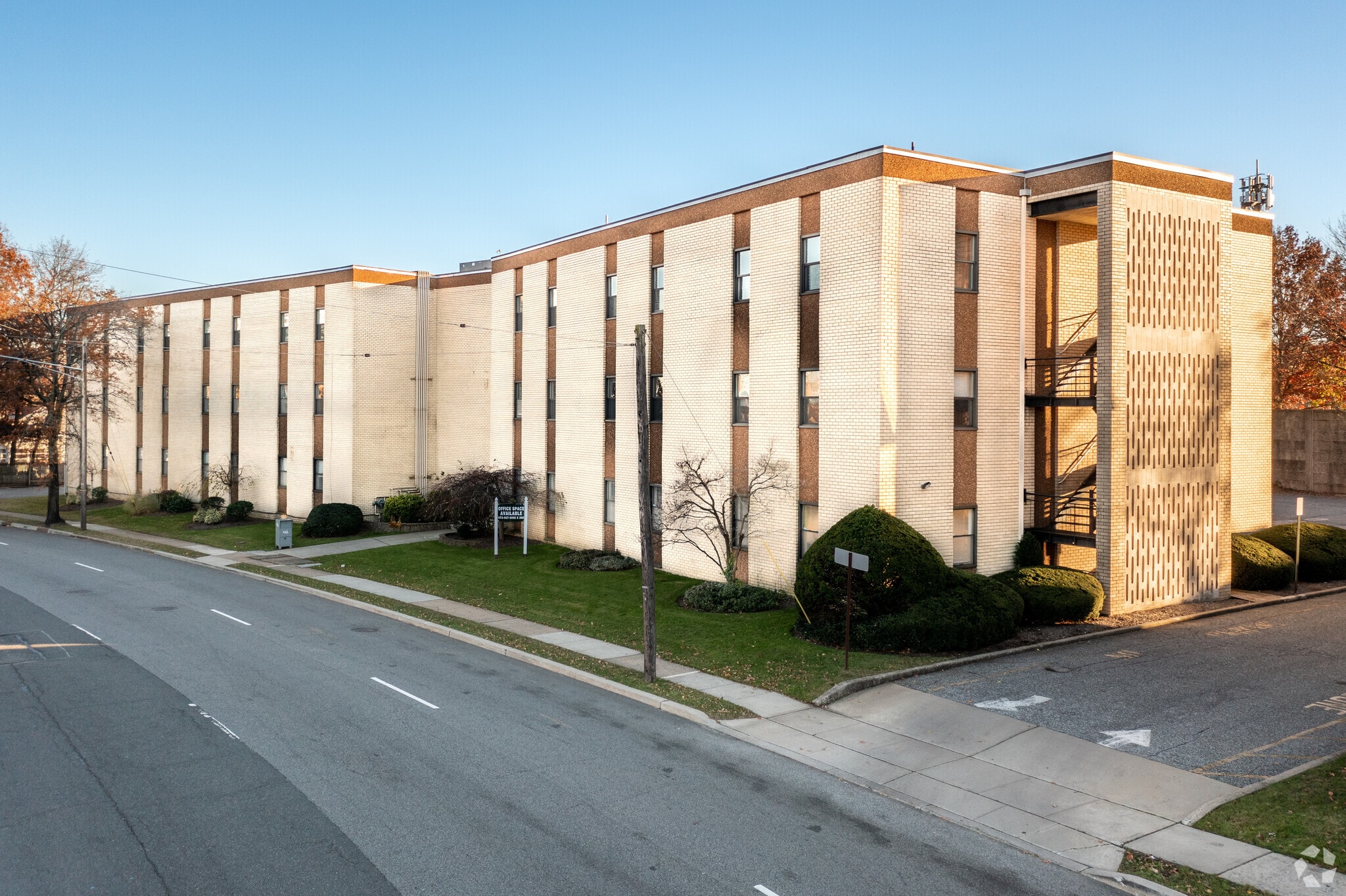 673 Morris Ave, Springfield, NJ for Rent