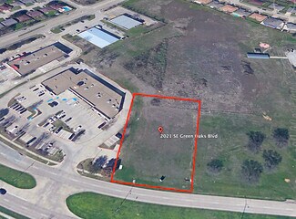 Arlington, TX Commercial Land - 2021 SE Green Oaks Blvd
