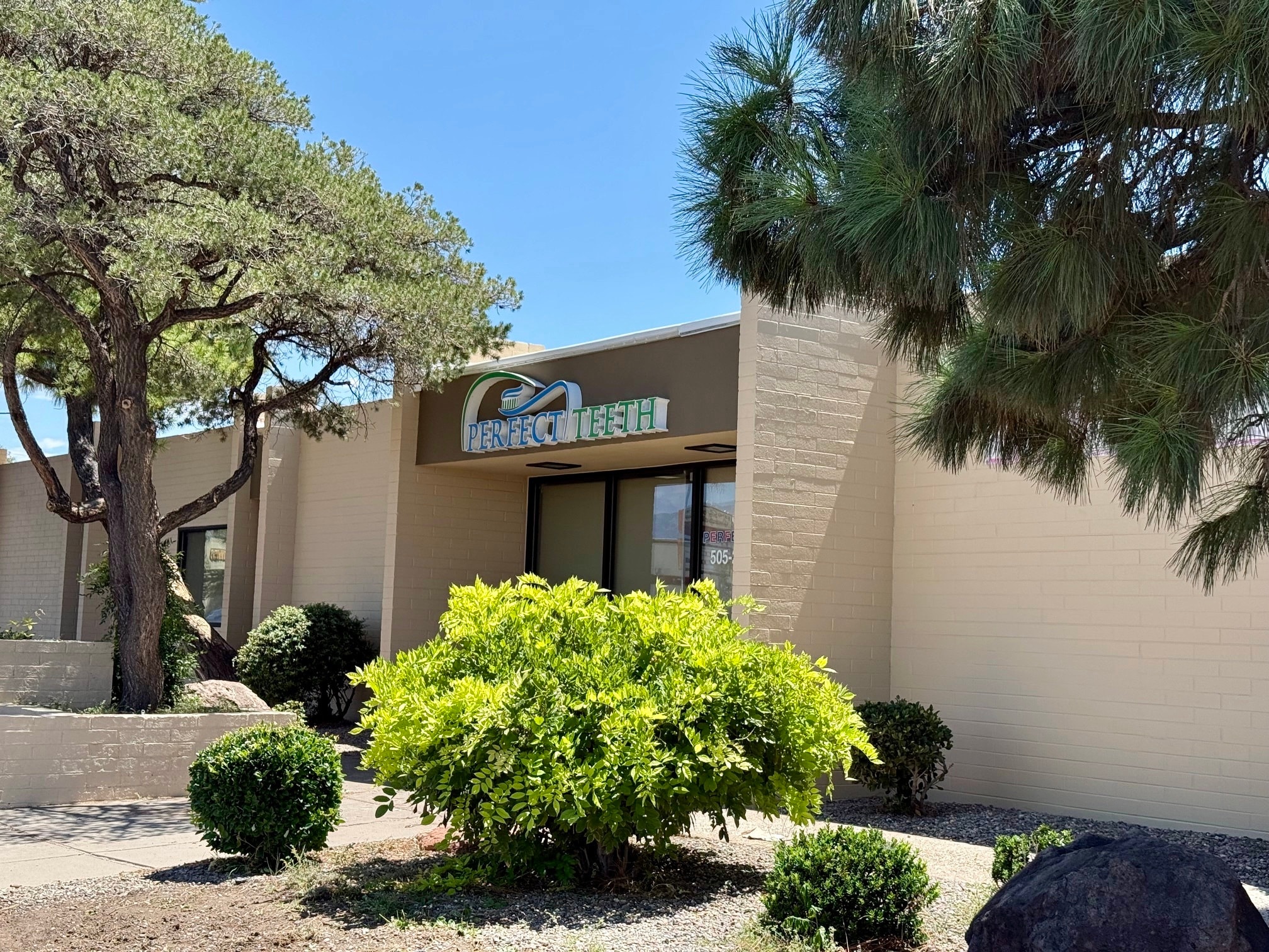 5800-5810 Lomas Blvd NE, Albuquerque, NM for Sale