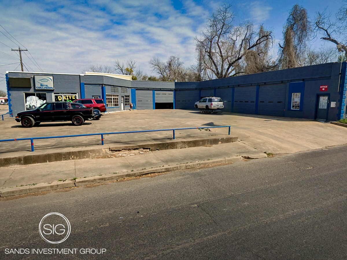 606 N Richmond Rd, Wharton, TX for Sale