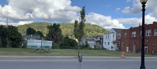 1580-1584 Washington St E  