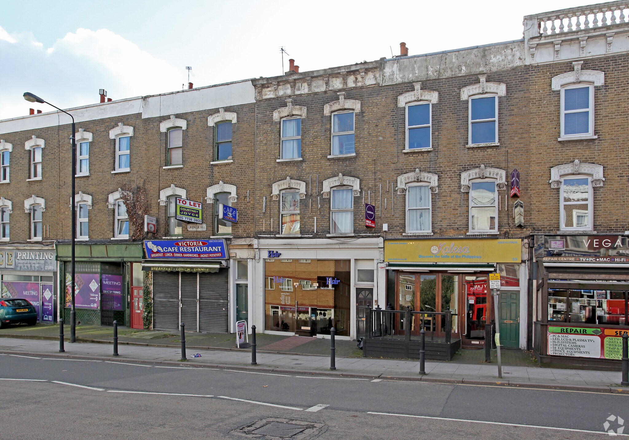57 Lavender Rd, London, LND for Rent
