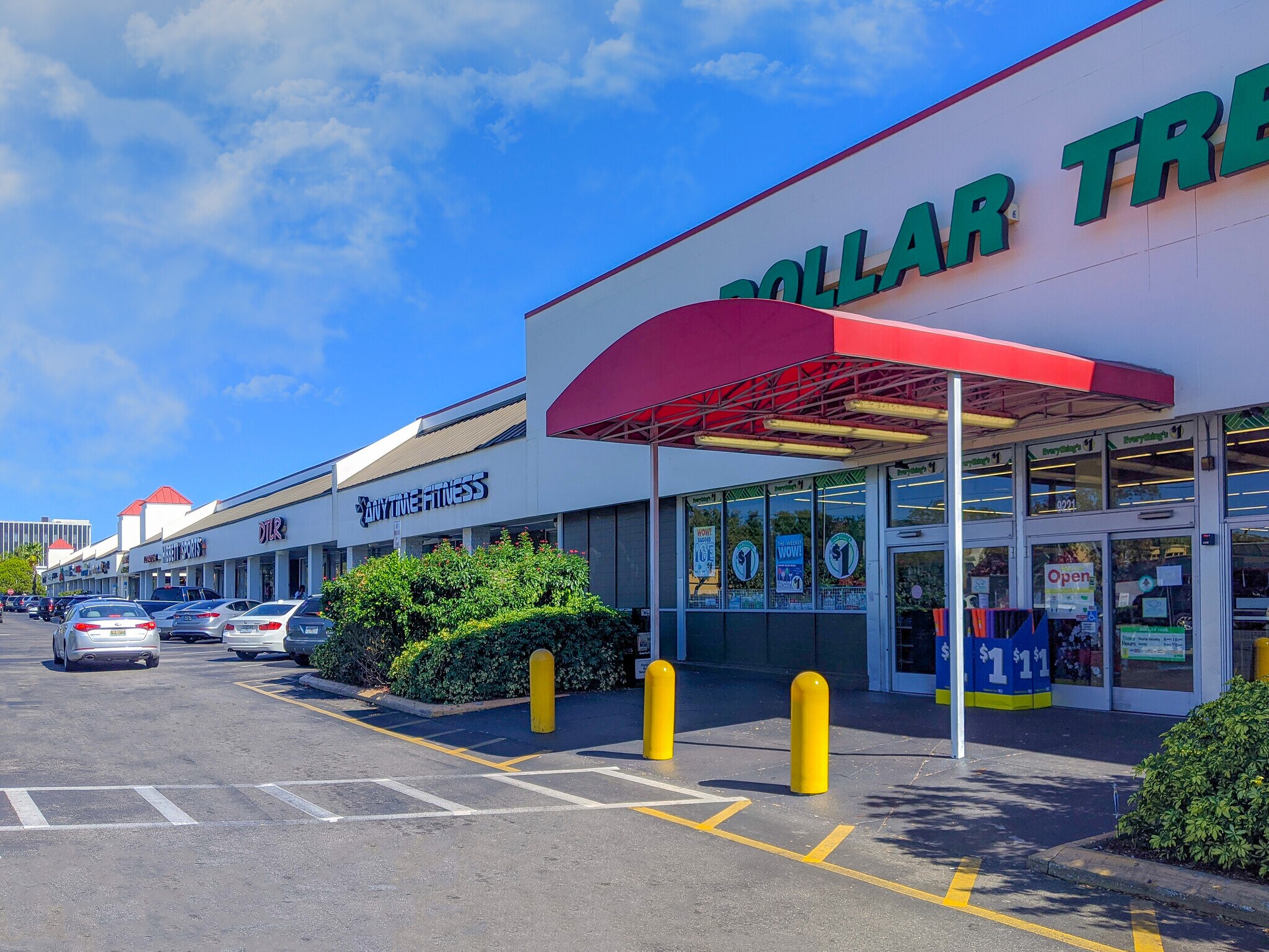 9219-9313 N 56th St, Temple Terrace, FL for Rent