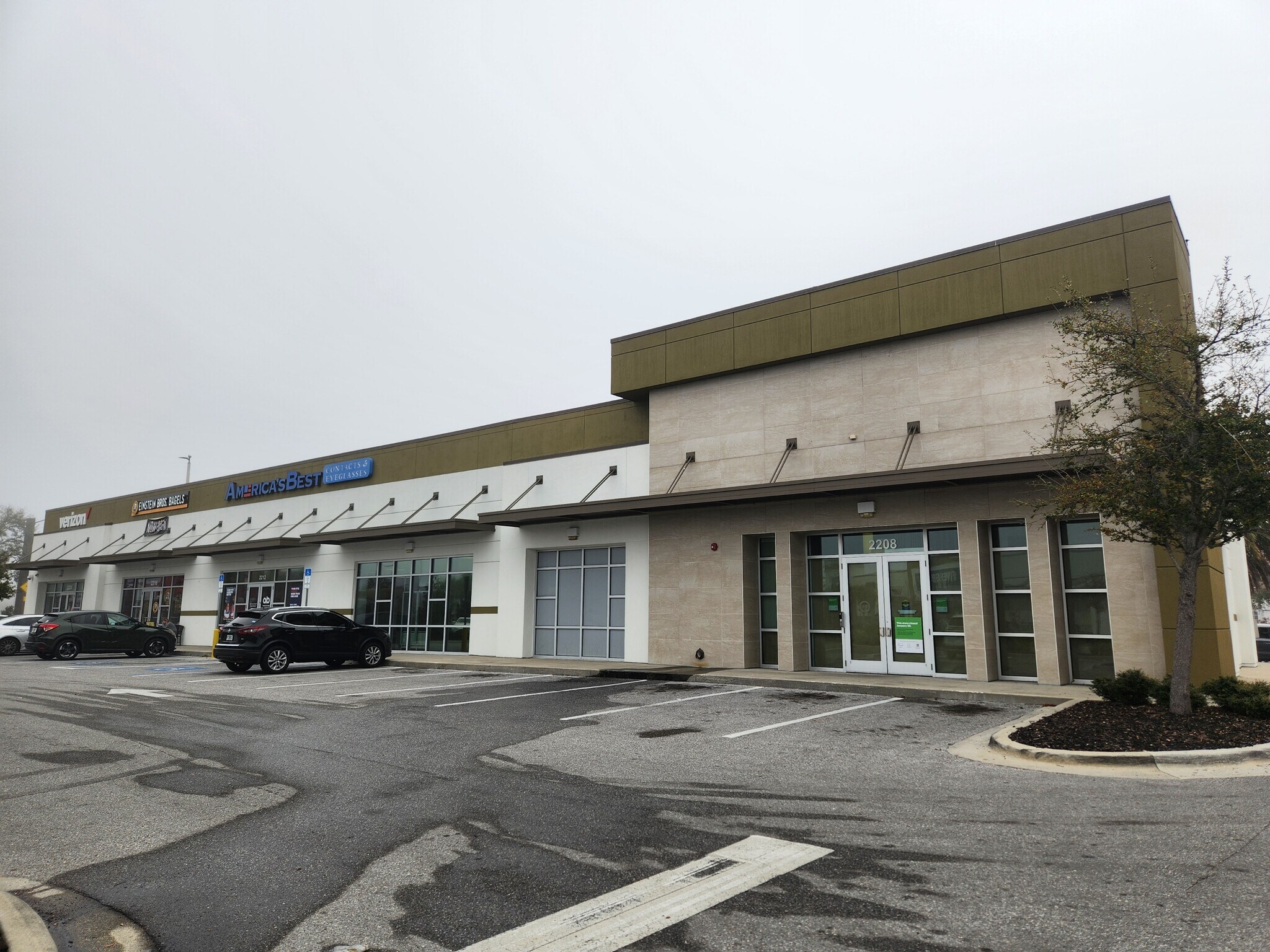 6901 22nd St N, Saint Petersburg, FL for Rent