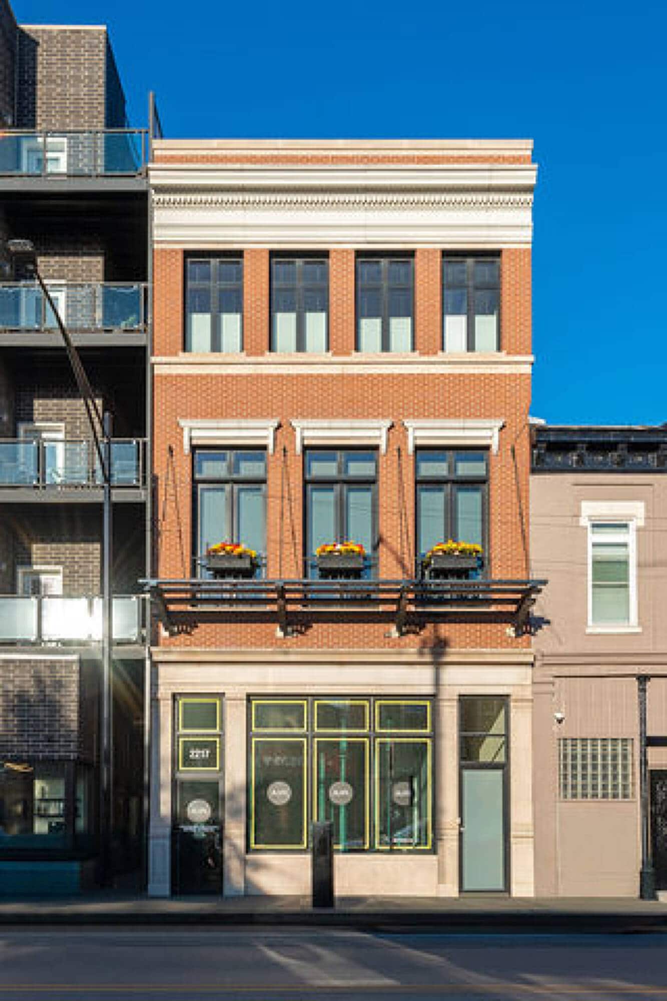 2217 N Clybourn Ave, Chicago, IL for Sale