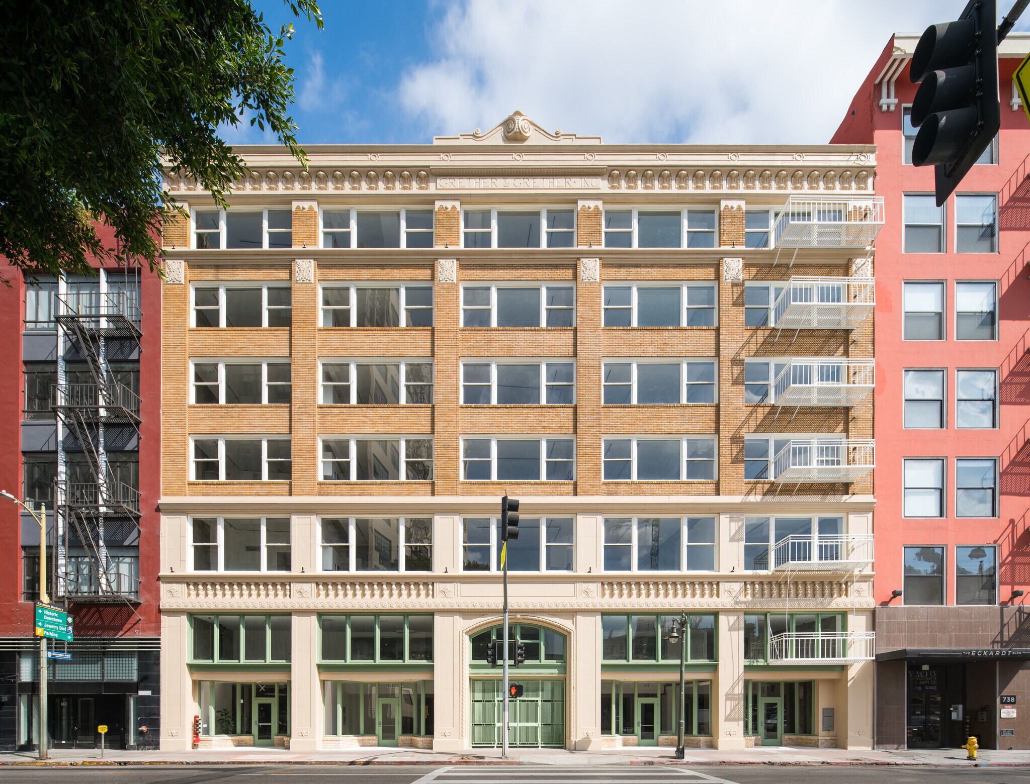 730 S Los Angeles St, Los Angeles, CA for Rent