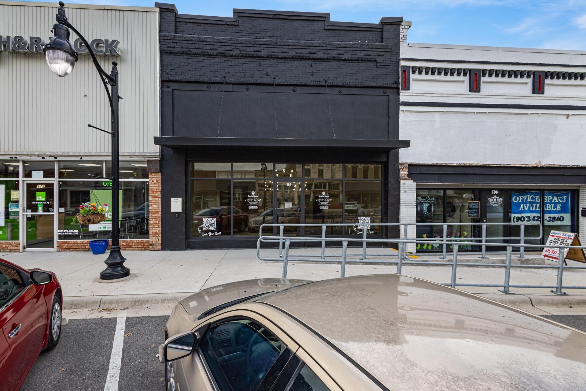 110 E Main St, Whitesboro, TX for Rent