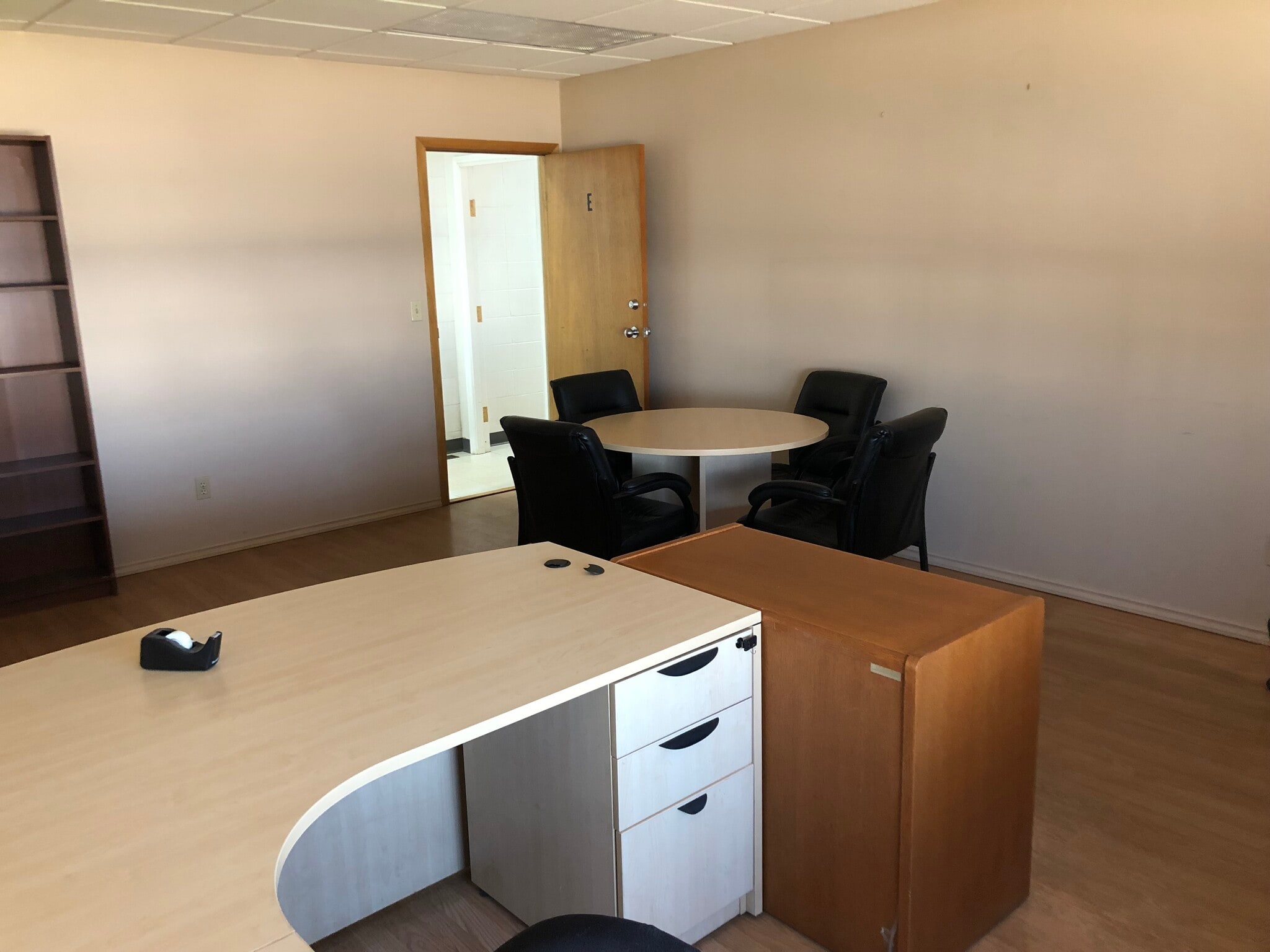 707 12th Ave, Nisku, AB for Rent