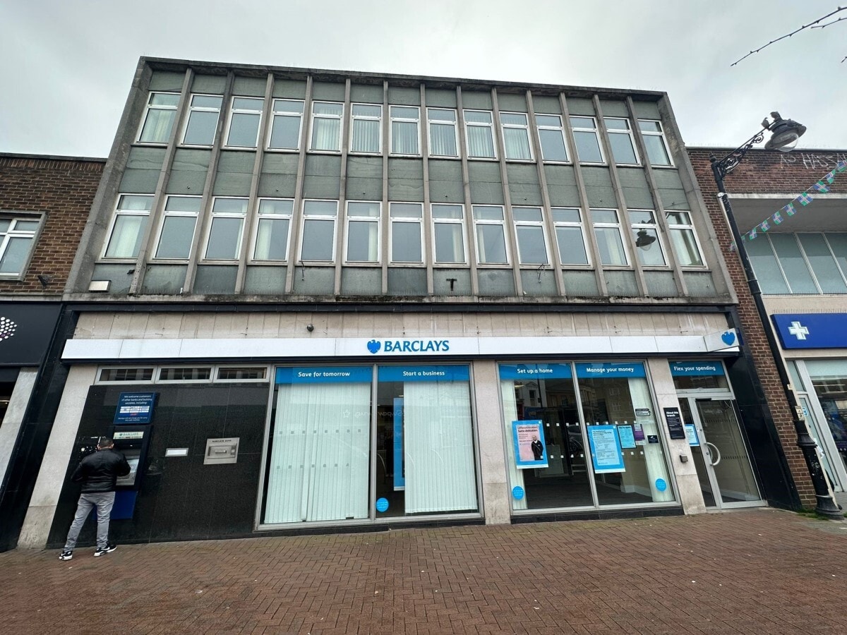 10-11 Hall Pl, Spalding, LIN for Rent
