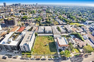 Los Angeles, CA Residential Land - 4820 Oakwood Ave