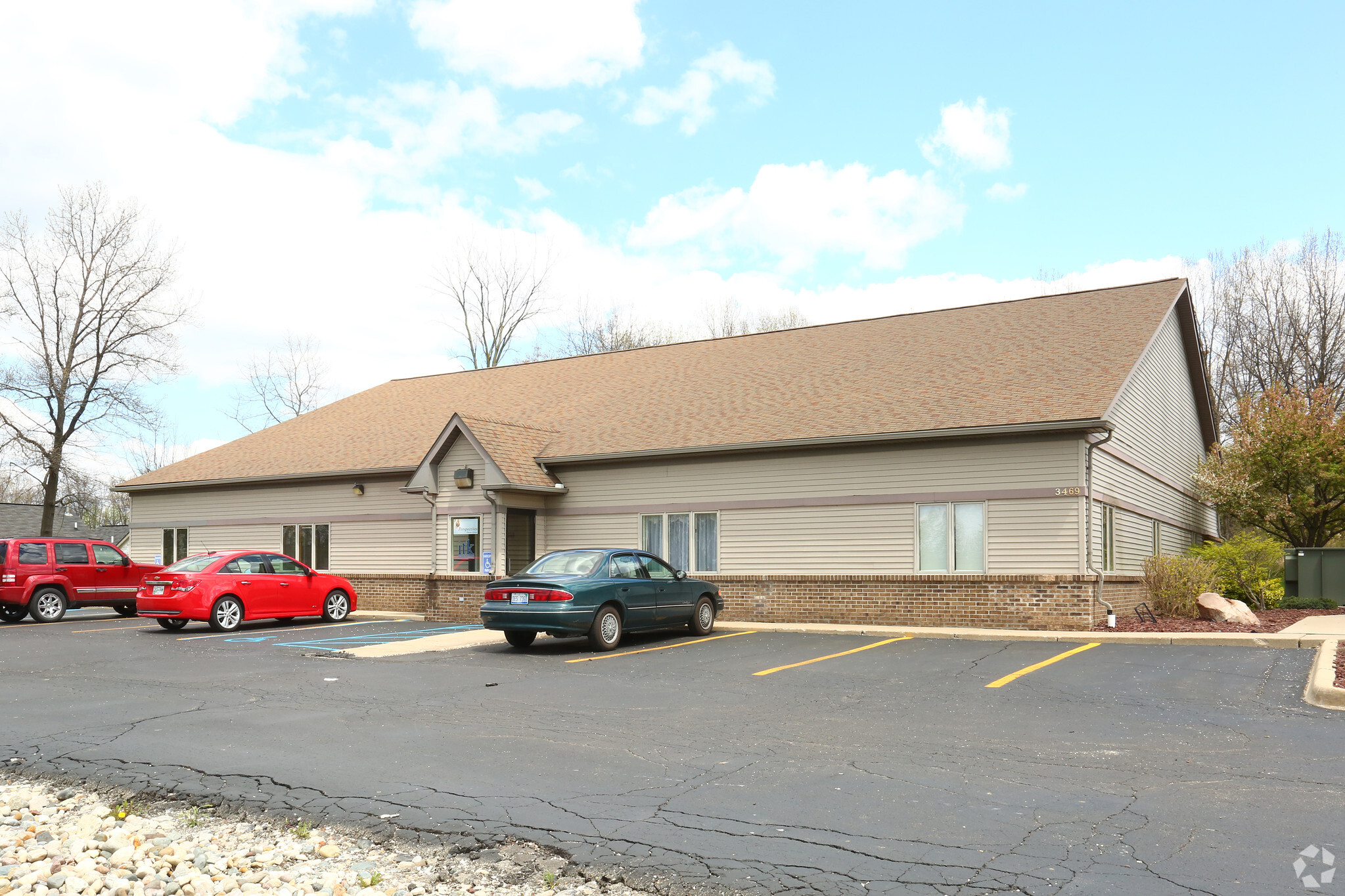 3471 E Grand River Ave, Howell, MI for Rent