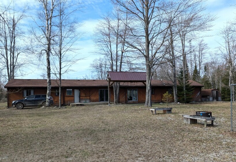 3302 N Trout Rd, Rogers City, MI for Sale