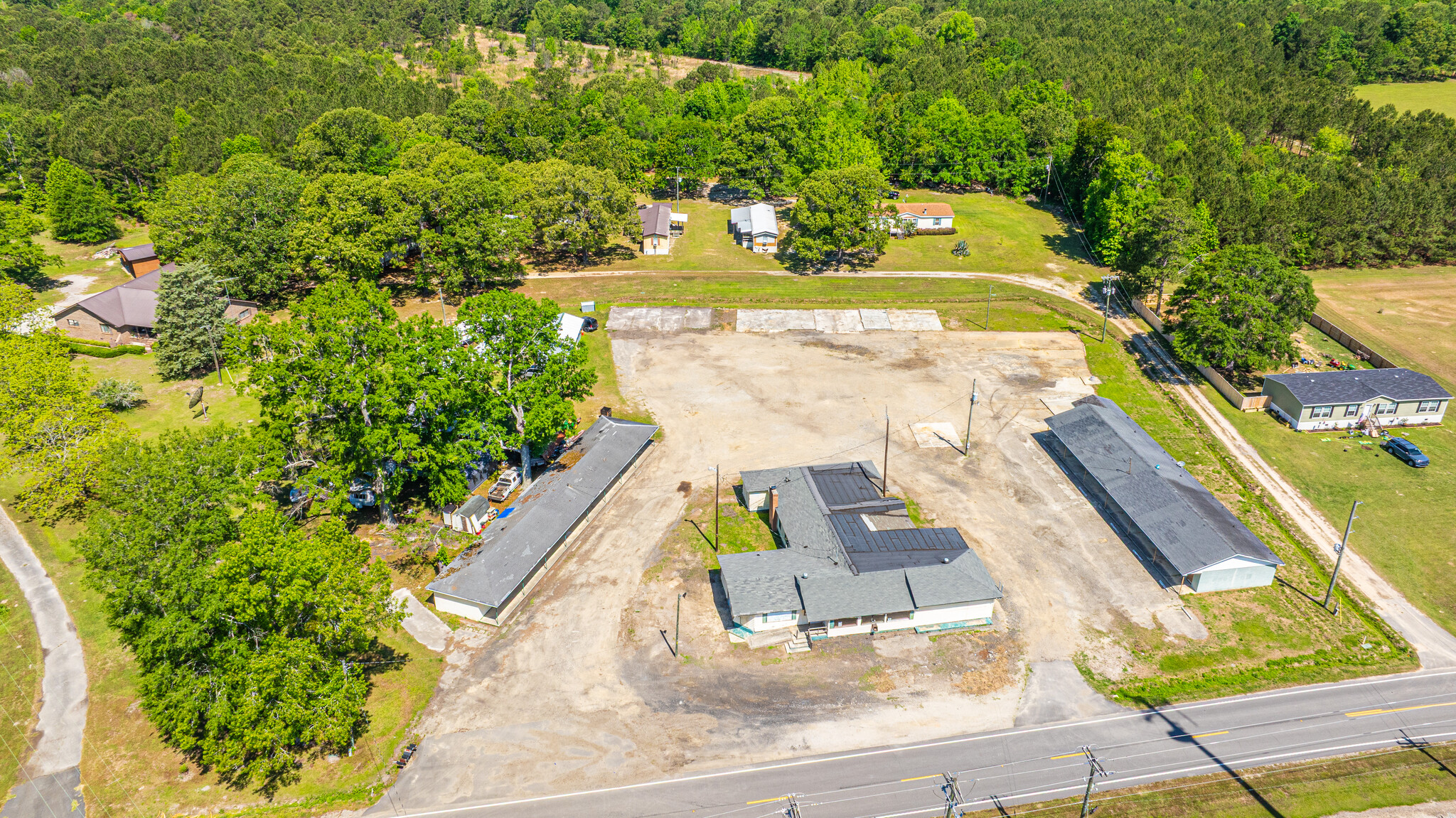 1054 Edgewater Rd, Pineville, SC for Sale