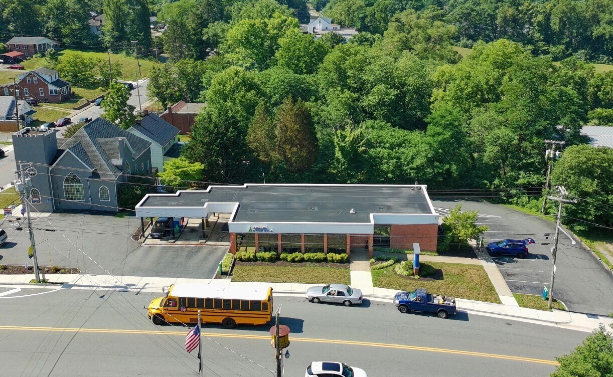 124 Main St, Lovingston, VA for Sale
