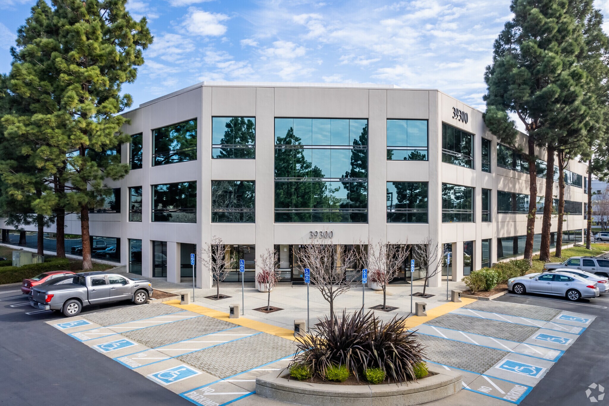 39300 Civic Center Dr, Fremont, CA for Rent