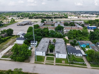 Houston, TX Apartments - 6821 Fairway Dr Houston, TX Apartments - 6821 Fairway Dr