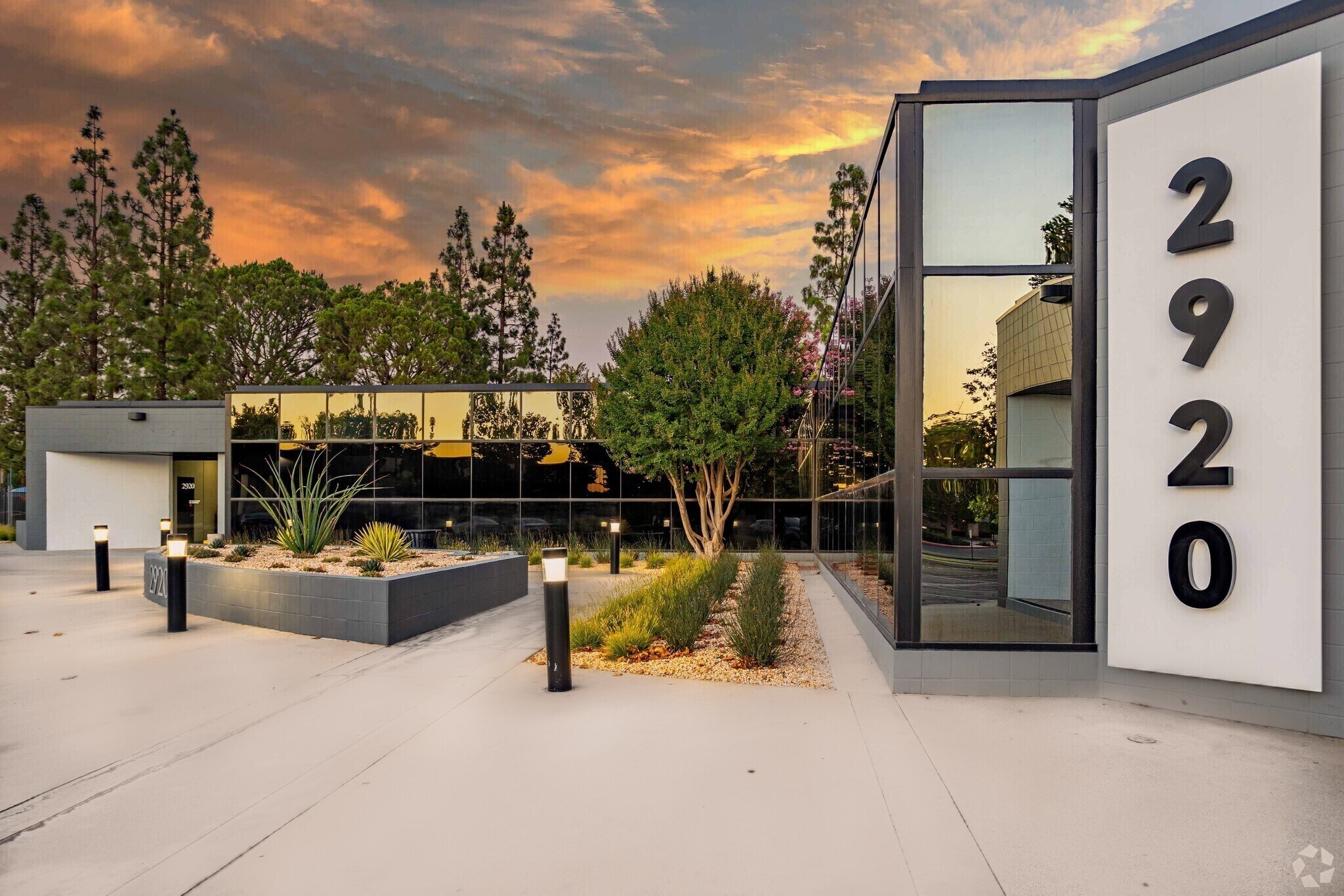 2930 Inland Empire Blvd, Ontario, CA for Rent