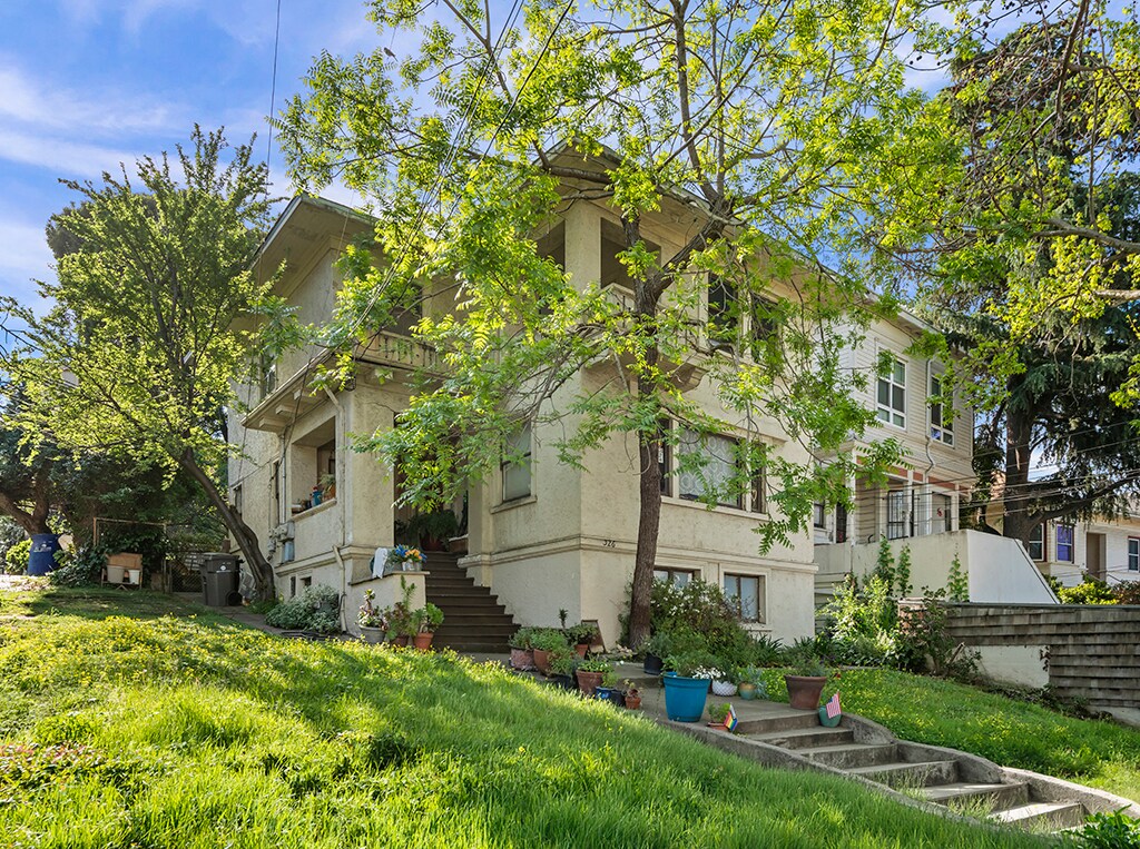 326 Athol Ave, Oakland, CA for Sale