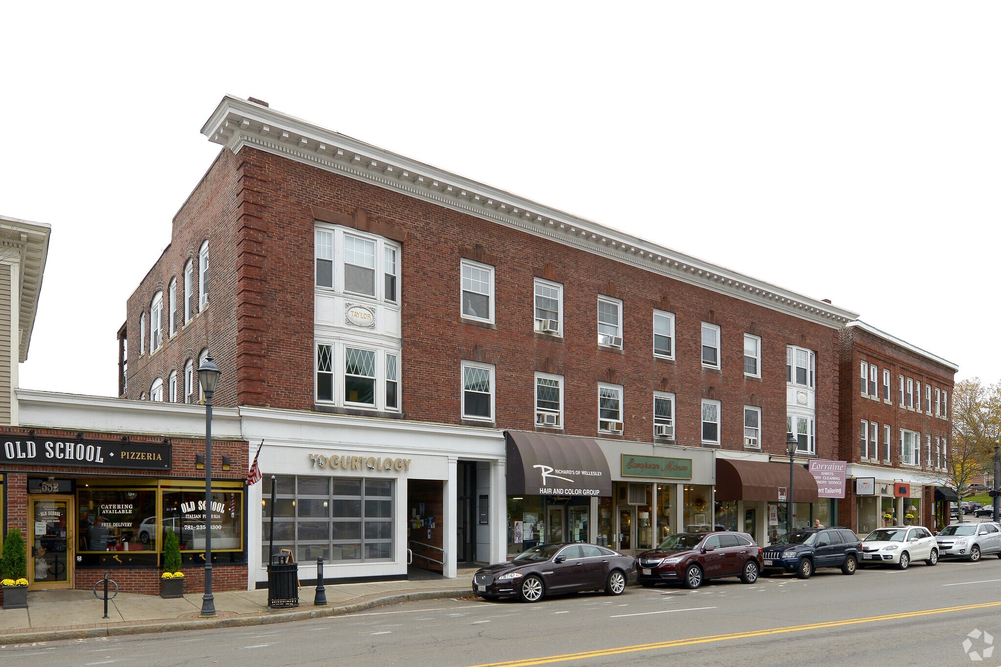 552-568 Washington St, Wellesley, MA for Rent