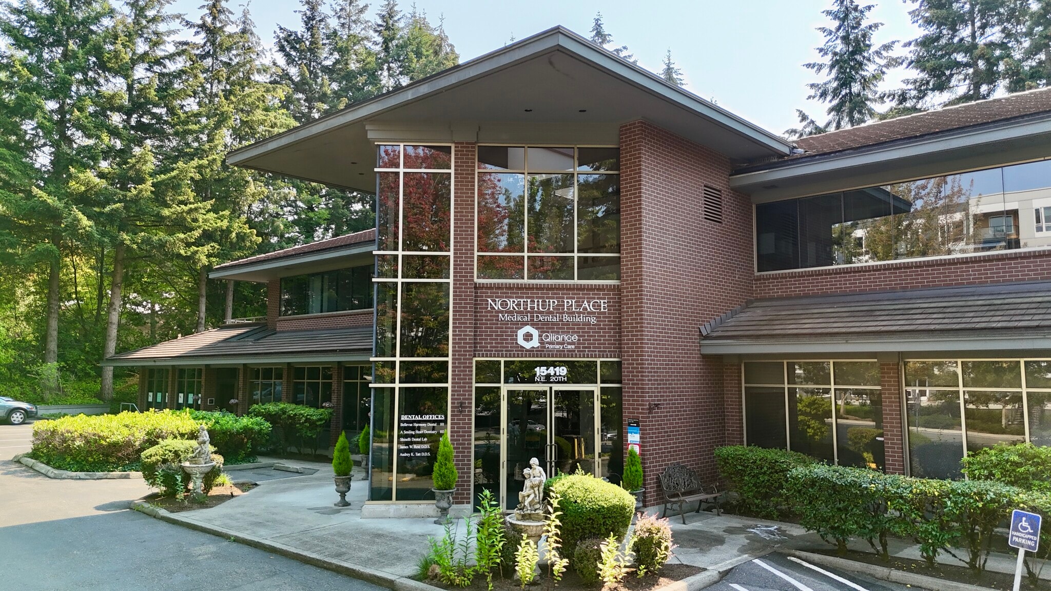 15419 NE 20th St, Bellevue, WA for Sale