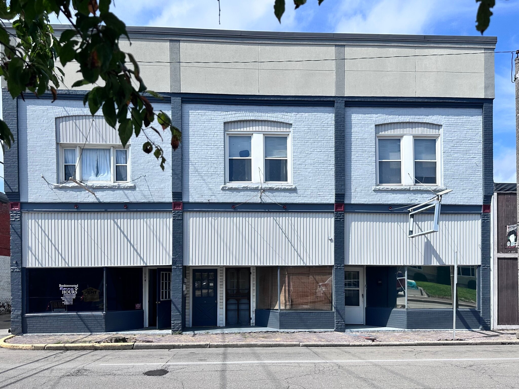 116 1/2 E Church St, Alexandria, IN for Sale