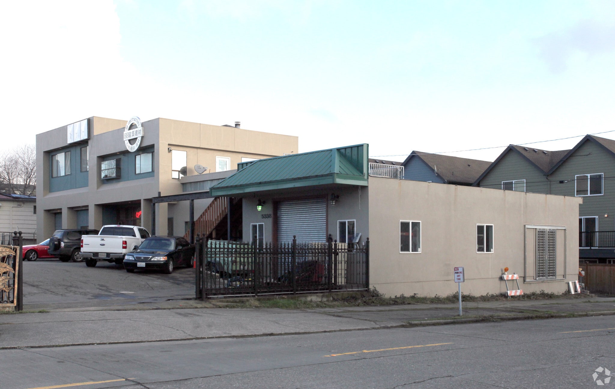 5338-5340 15th Ave S, Seattle, WA for Rent