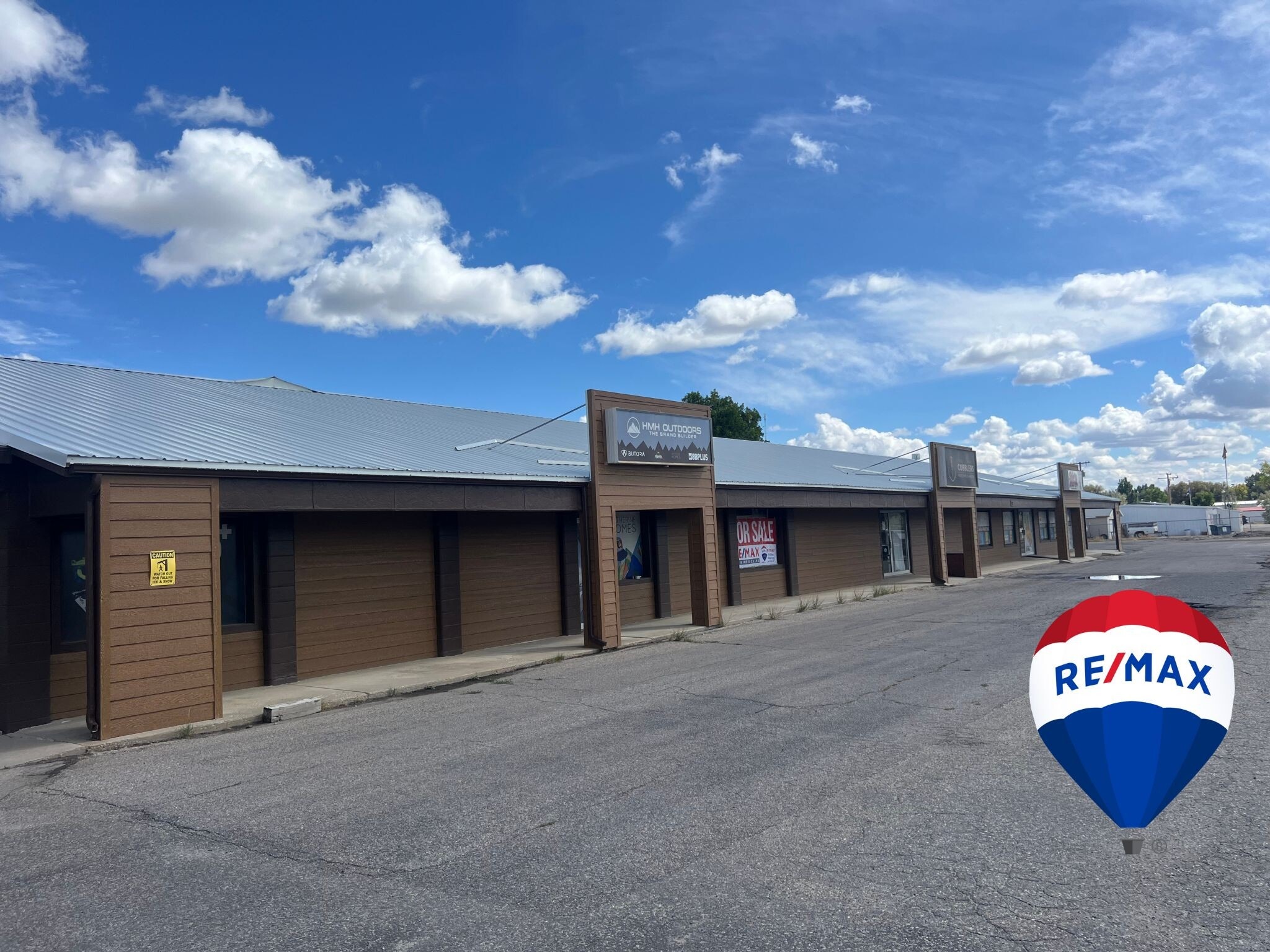 1720 Main St, Lander, WY for Sale
