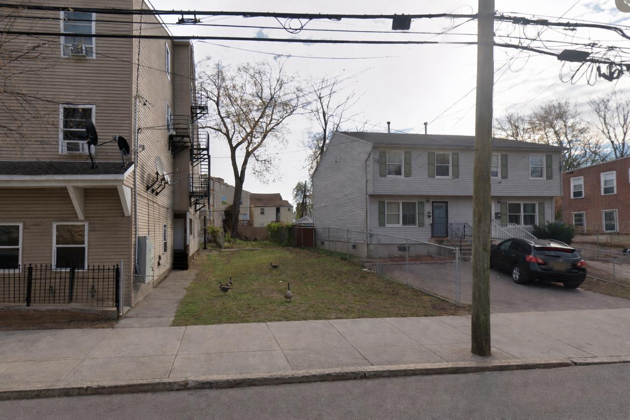 128 N Main St, Paterson, NJ for Sale