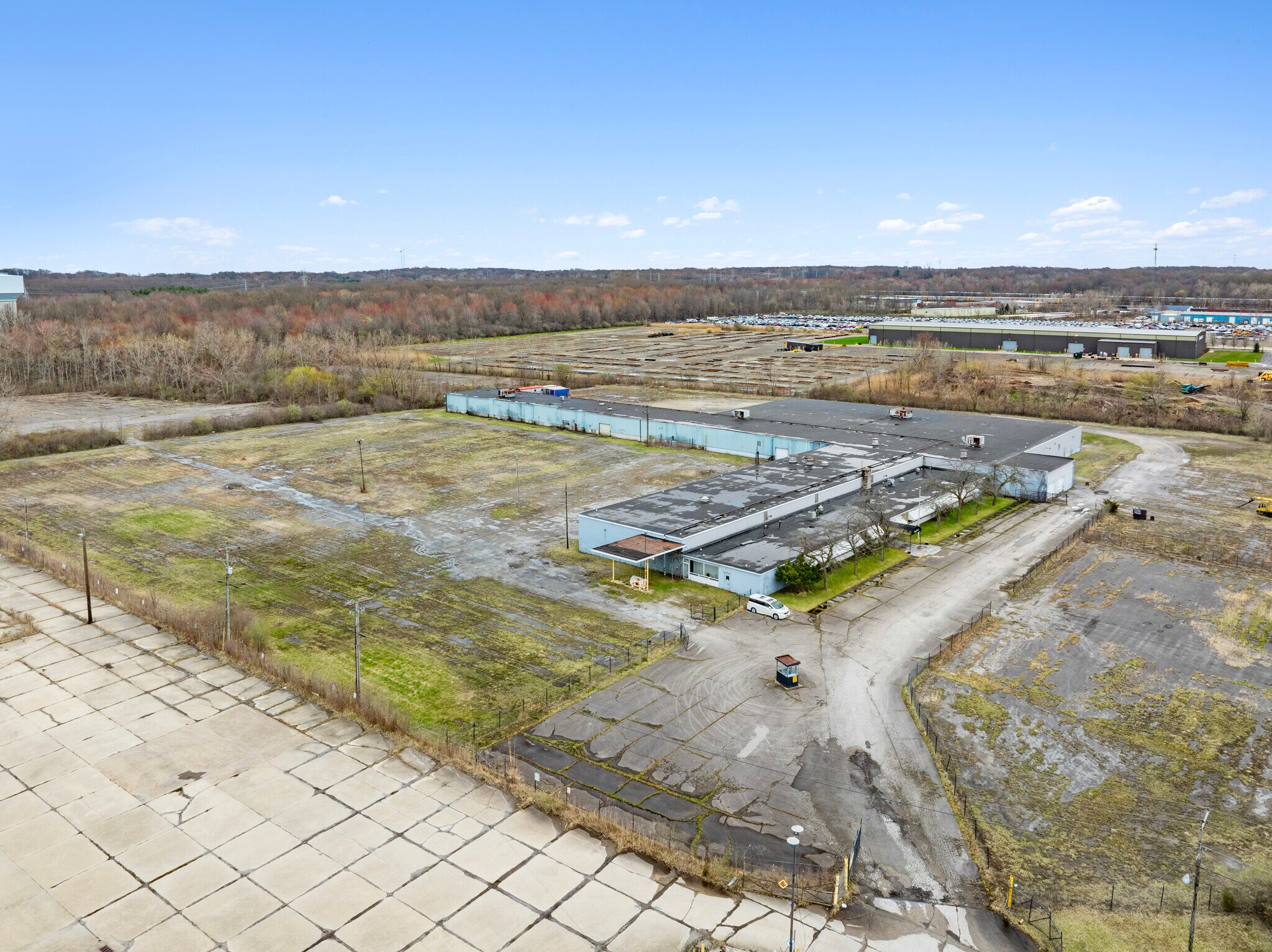 7451 Terminal Dr, Lorain, OH for Sale