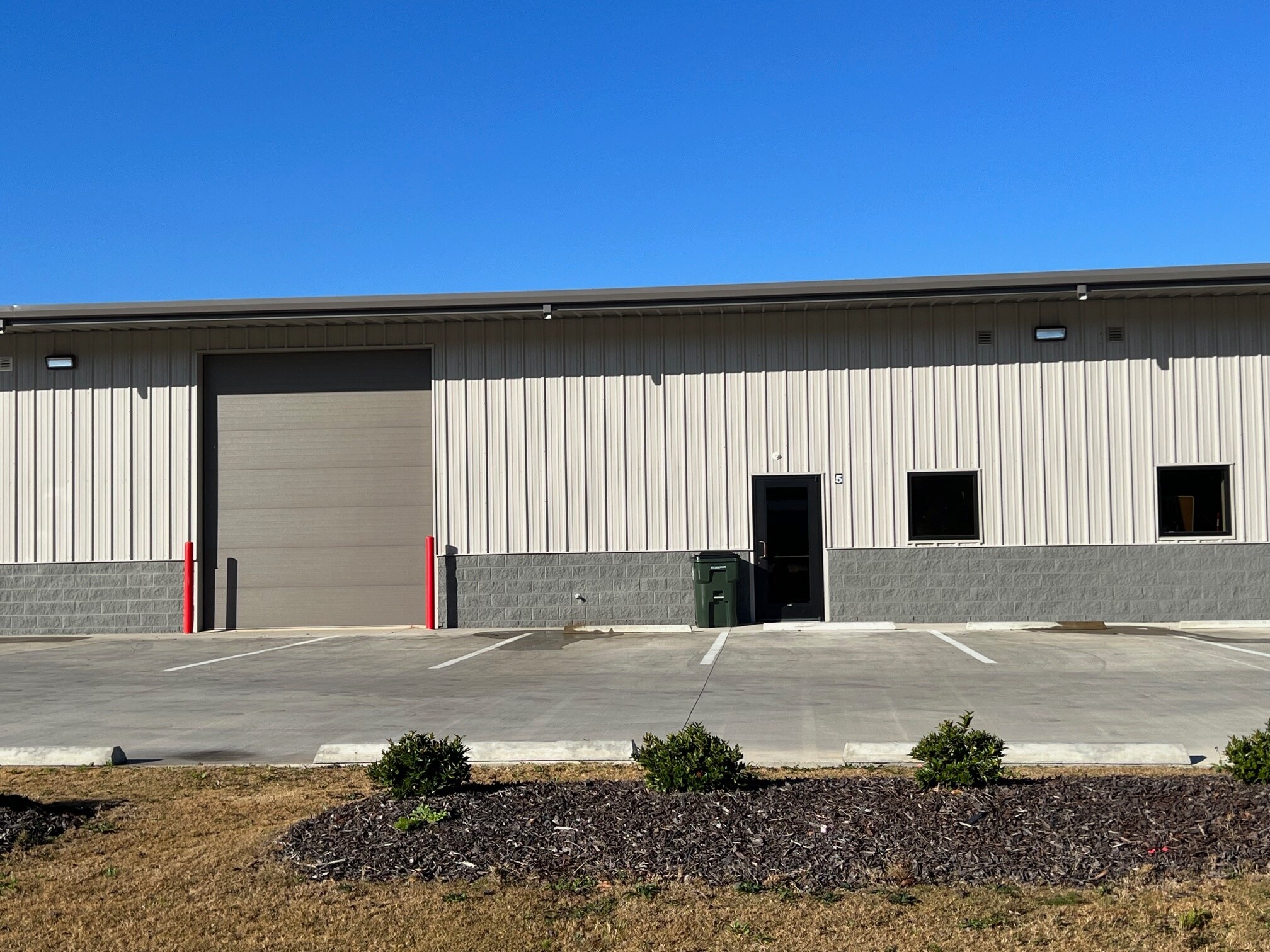 1932 13th Tuscaloosa, AL 35404 Flex Property for Lease on