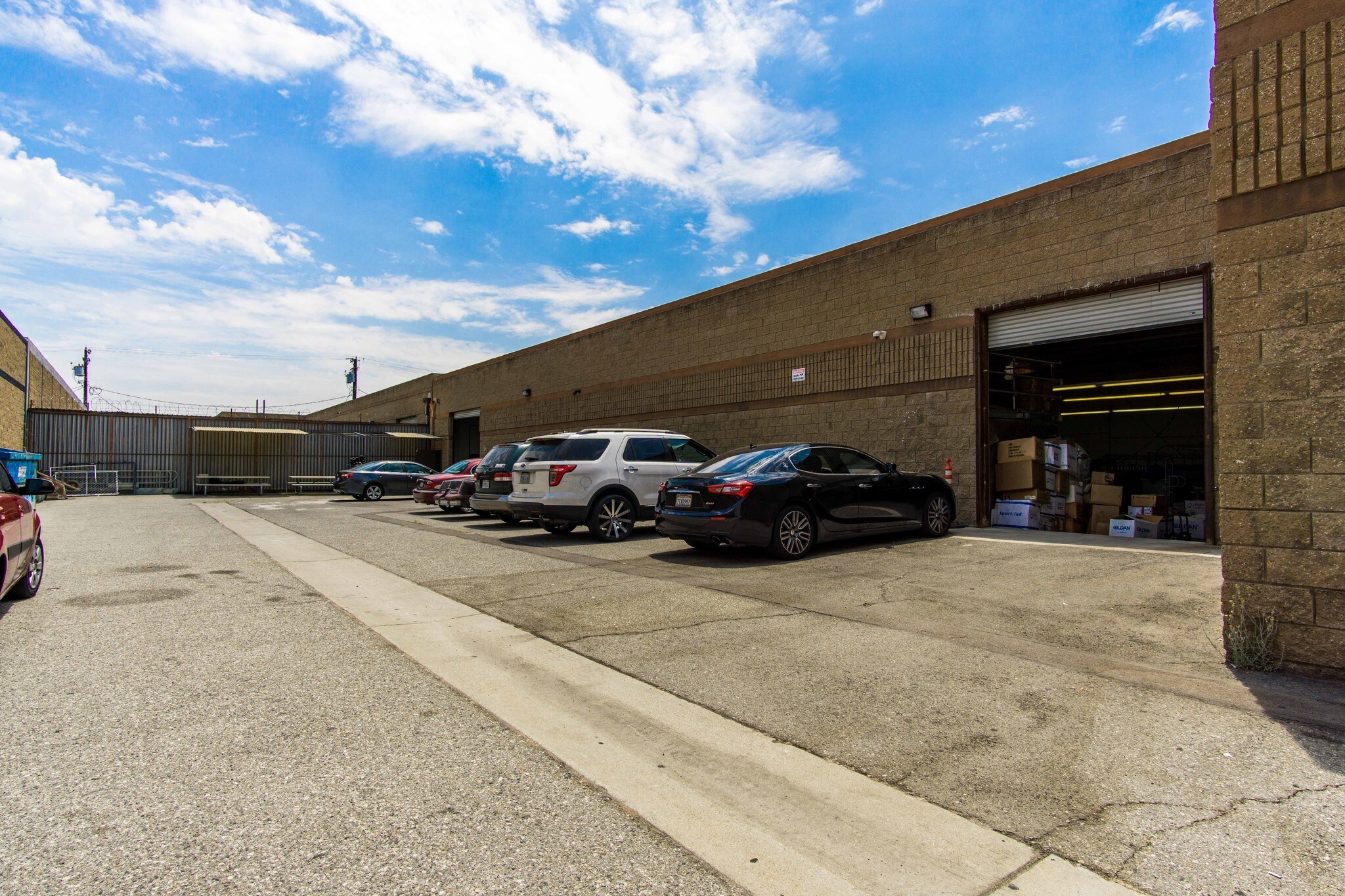 5760 S 2nd St, Los Angeles, CA for Rent