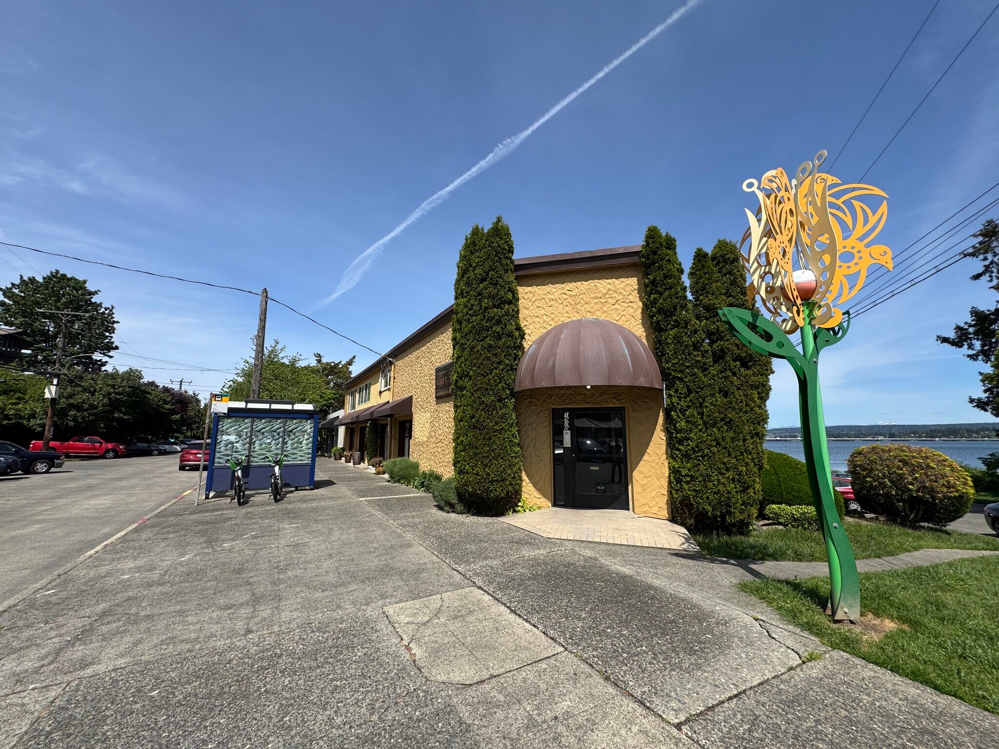 1928 43rd Ave E, Seattle, WA for Rent