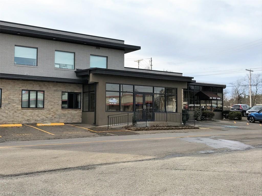 252 W Main St, Saint Clairsville, OH for Rent
