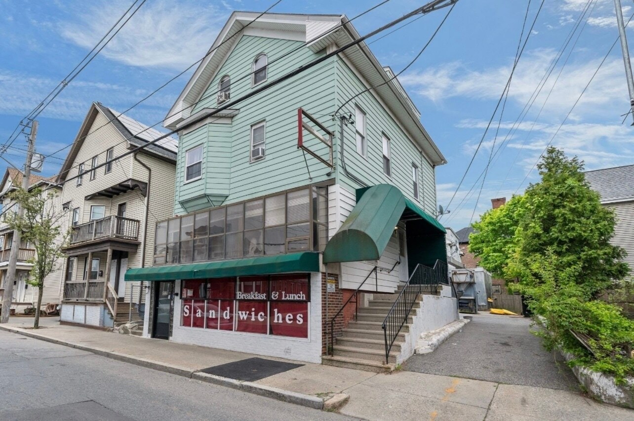 936 Chalkstone Ave, Providence, RI for Rent