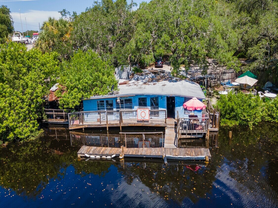 1761 Beckett Way & US Highway 19, Tarpon Springs, FL for Sale
