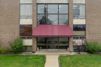 Westchester, IL Office/Residential - 10526 W Cermak Rd Westchester, IL Office/Residential - 10526 W Cermak Rd