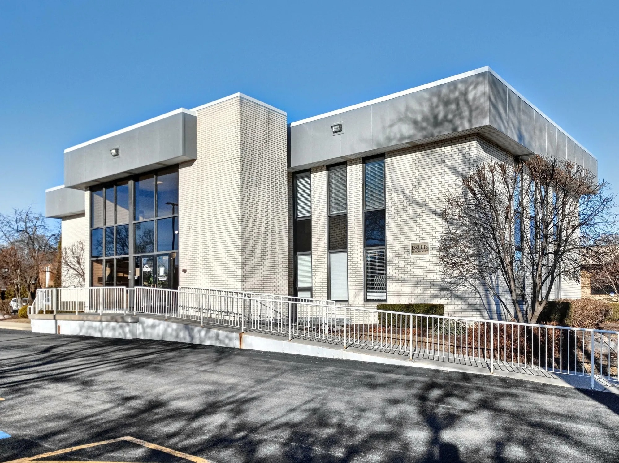 2435 W Glenwood Ave, Joliet, IL for Sale