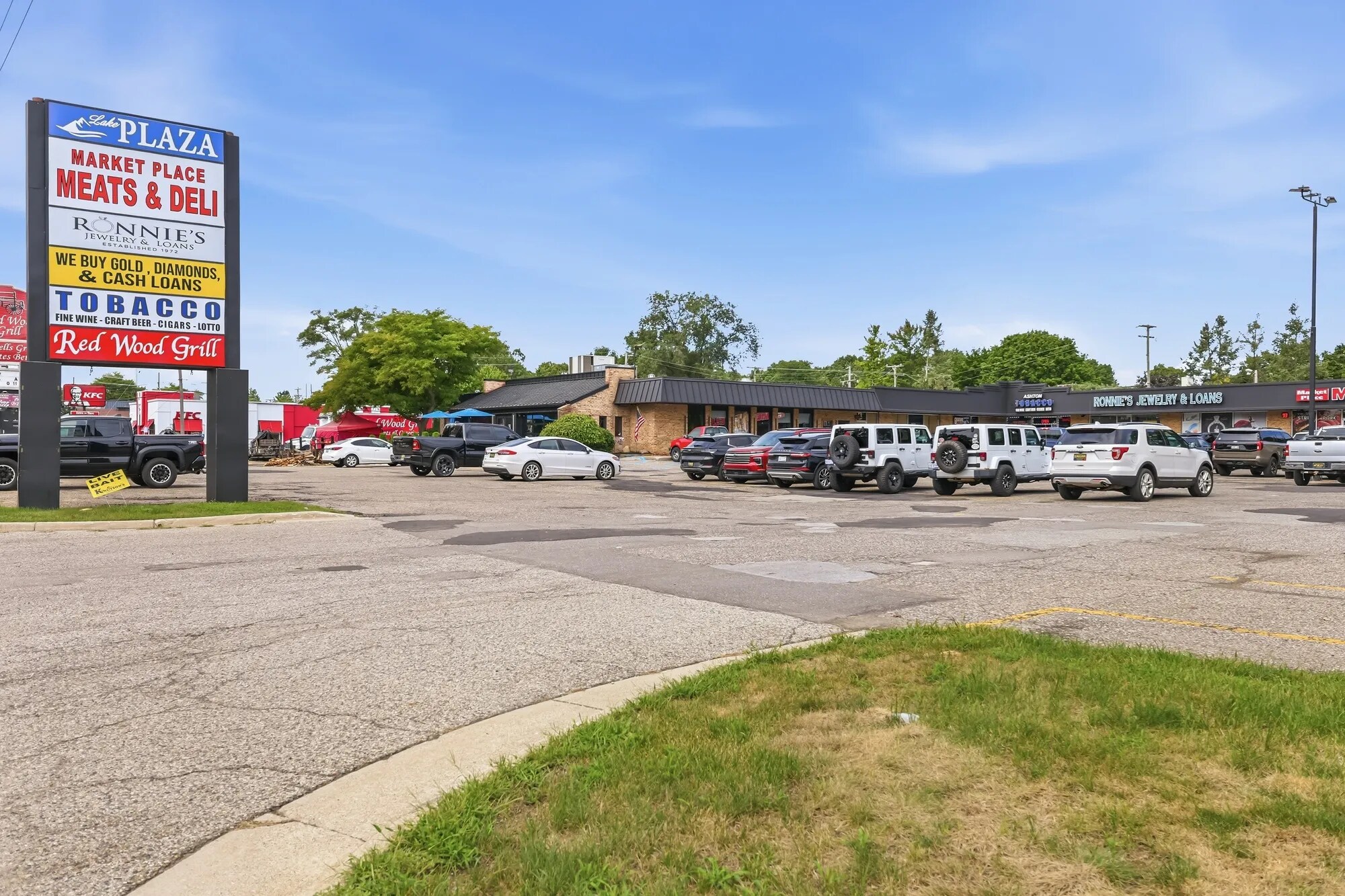 7710-7726 Cooley Lake Rd, Waterford, MI for Rent
