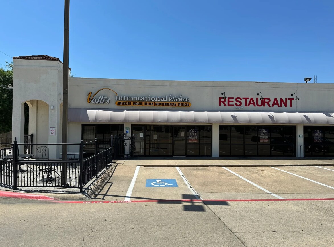 4450 Boat Club Rd, Fort Worth, TX for Rent