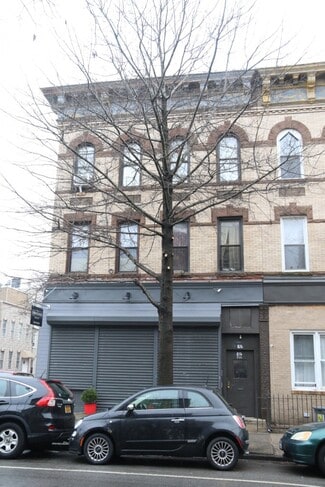 Ridgewood, NY Apartments - 516 Onderdonk Ave