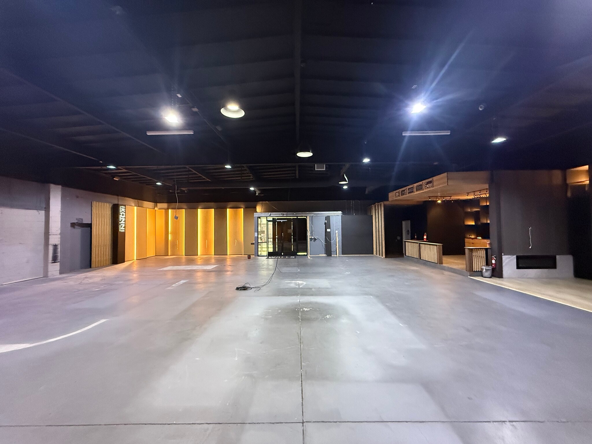 19316-19320 Londelius St, Northridge, CA for Rent